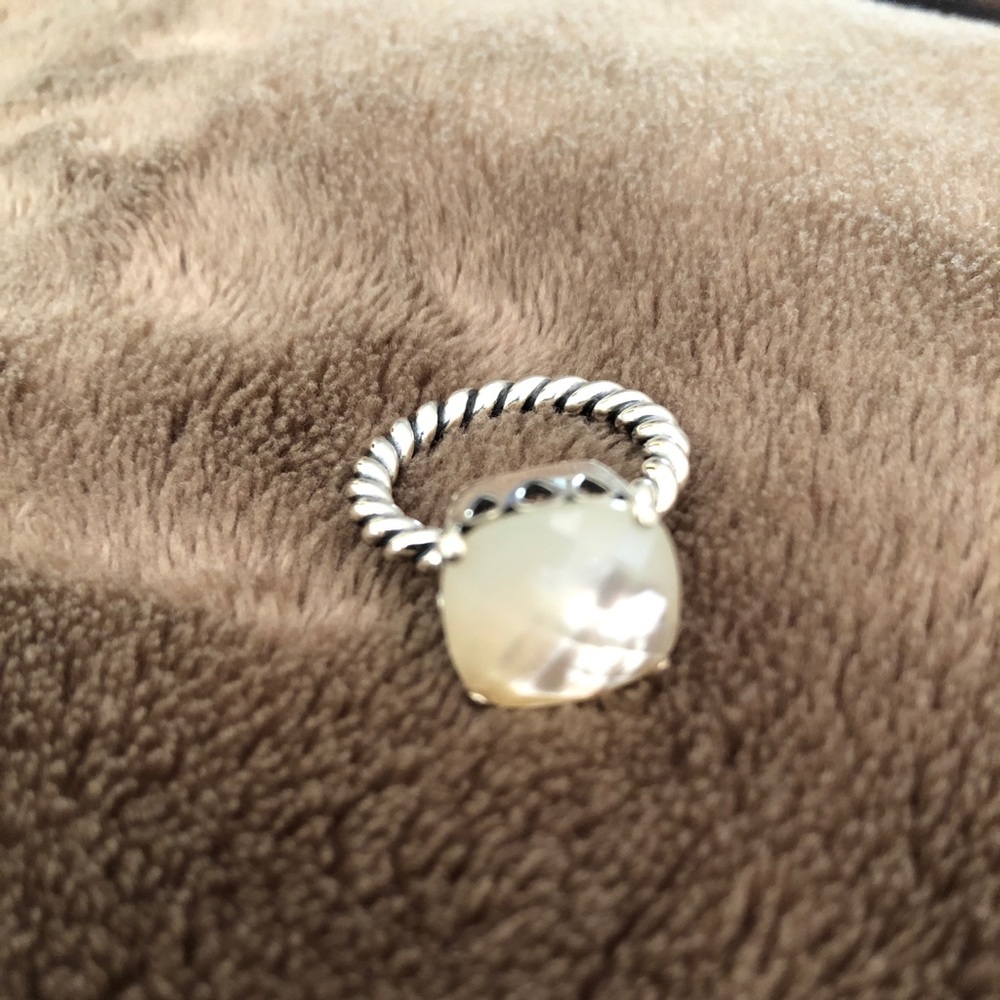 Pandora Mother of Pearl Ring (Elegant Sincerity)